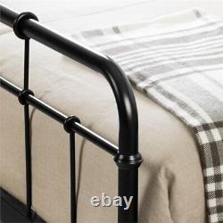 South Shore Versa Queen Metal Spindle Bed in Black